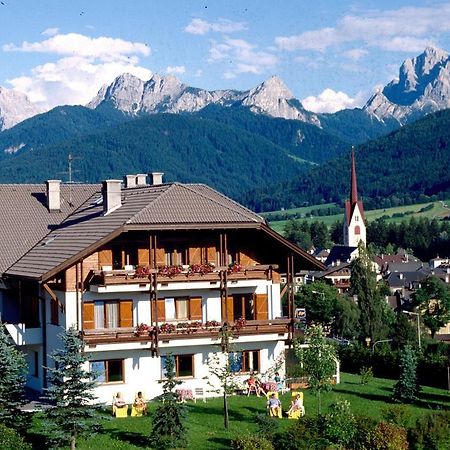 Hotel Garni Sunnleit'N Monguelfo-Tesido / Welsberg-Taisten Exterior photo